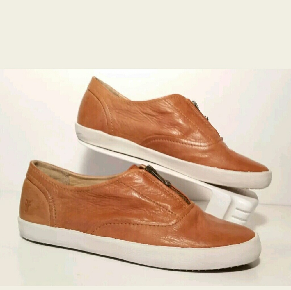 Frye Womens Shtioes 7.5 Dylan Zip Moto Slip On